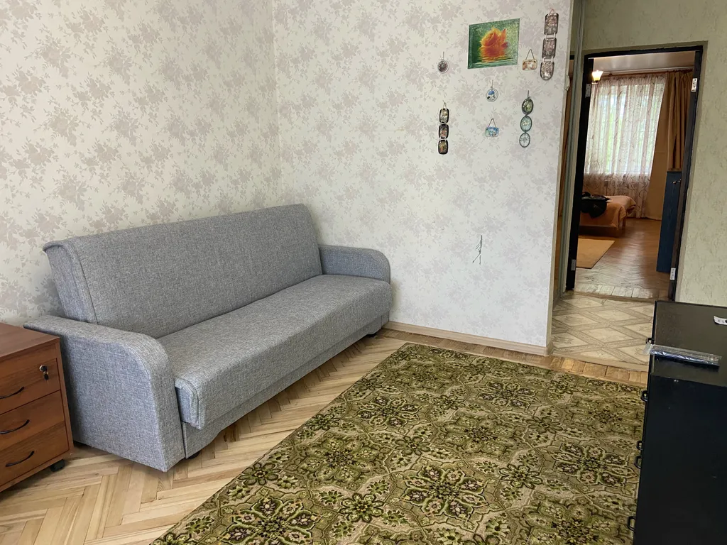 Тихая 2-х комнатная квартира