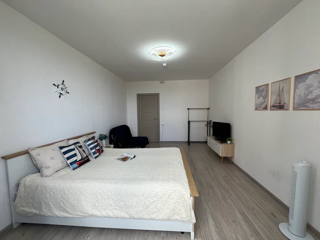 Светлая квартира с видом на закат в современном ЖК Геометрия