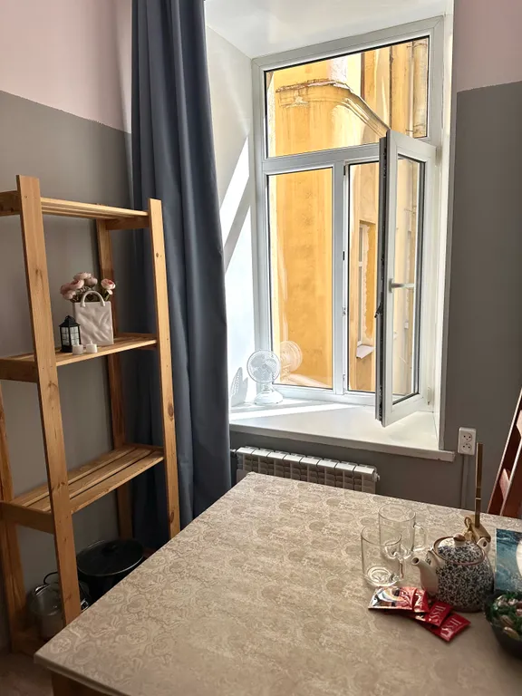 Комната у метро с кухонной зоной