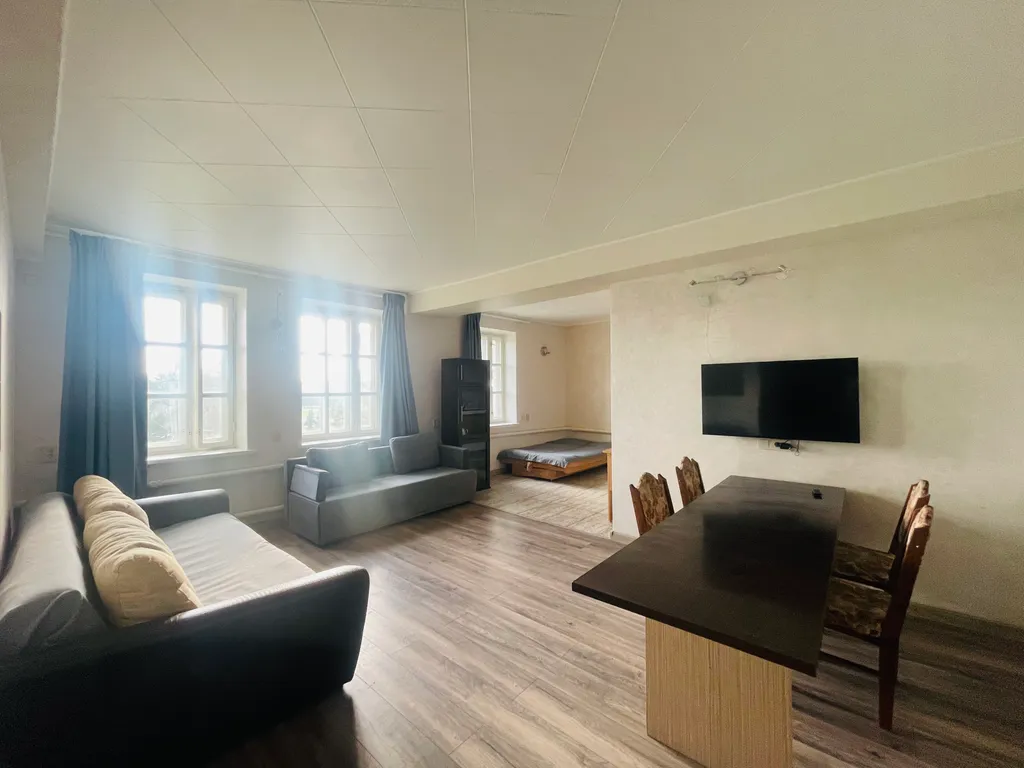 Просторная и чистая квартира у набережной и парка