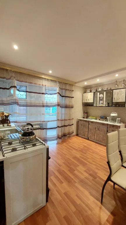 4-комнатная Квартира