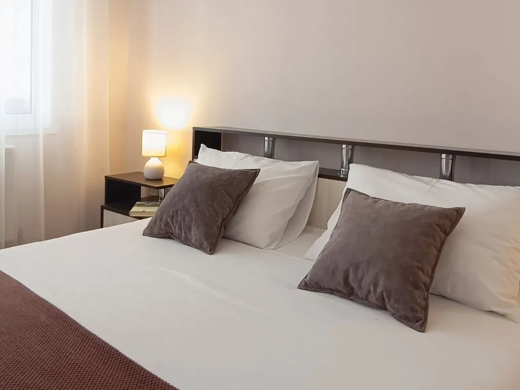 Квартира Апартаменты с бассейном для отдыха — Севастополь