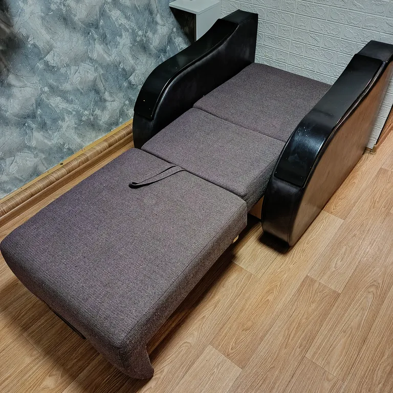 Трехкомнатная квартира в районе НЛМК