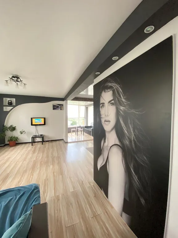 Просторные апартаменты с видом на лес