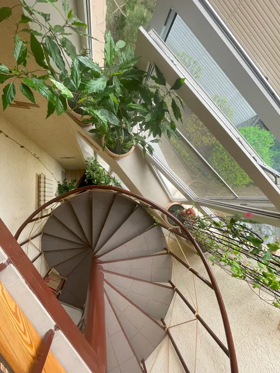 Апартаменты двухуровневые с балконом - 5 мест