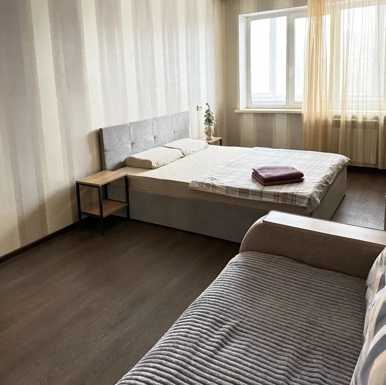 Уютная квартира на Доме книги недалеко от ТЦ Изумрудный город — аренда посуточно в Томск