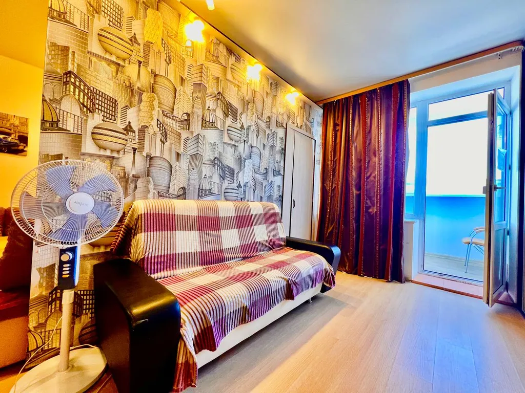 Квартира 1+ евро семейные апартаменты, центр, парковка, кафе, вояж, гудвин, развязка — Тюмень