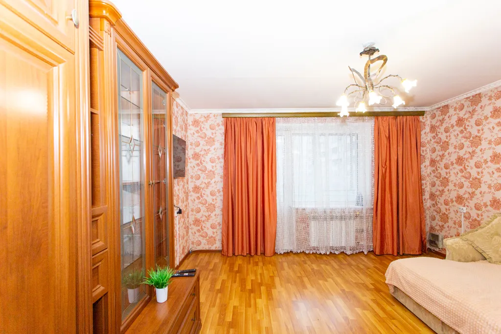 Квартира Комфортная 4-комнатная квартира в центре для большой компании — Новосибирск