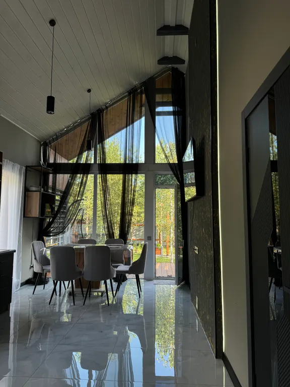 4-комнатный Дом