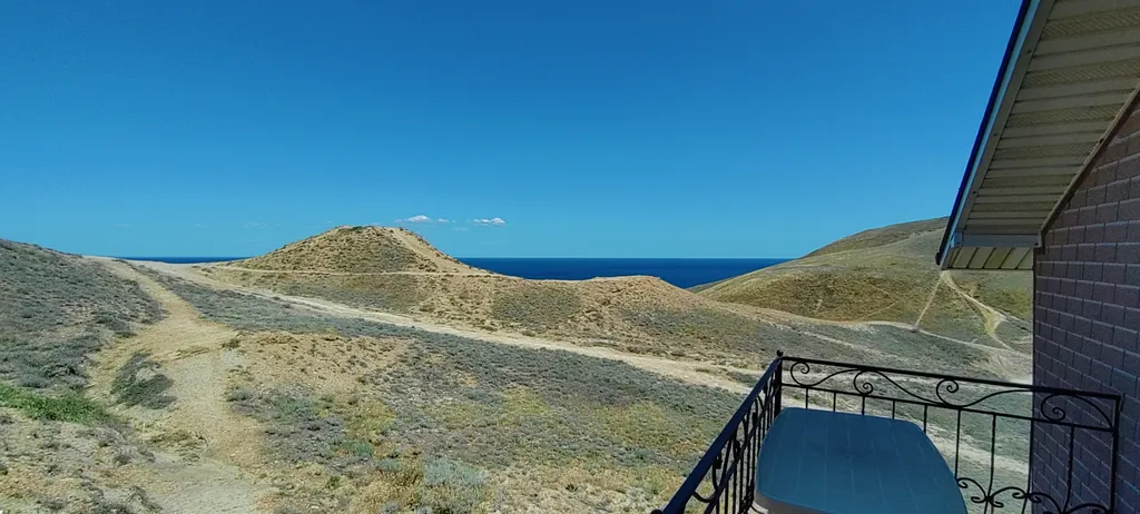 Апартаменты с балконами и панорамным видом на море и горы