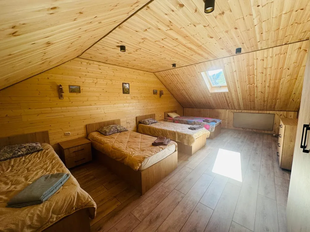 Уютный новый дом в горах