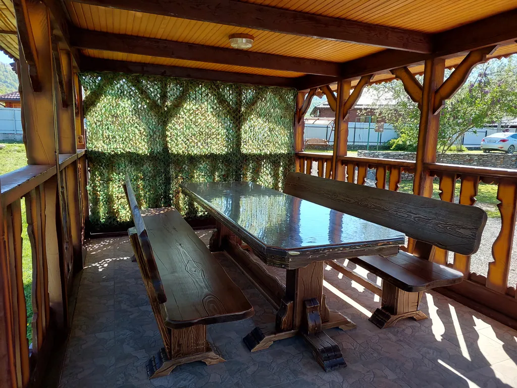 Домик на берегу реки Белая