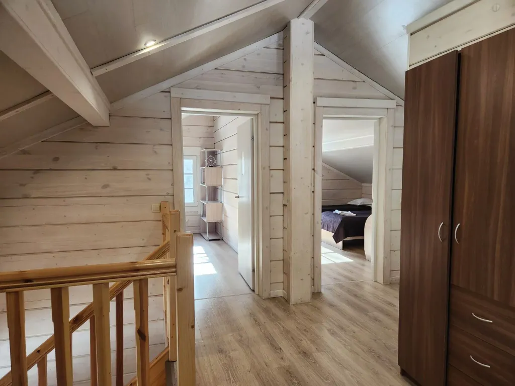 7-комнатный Дом