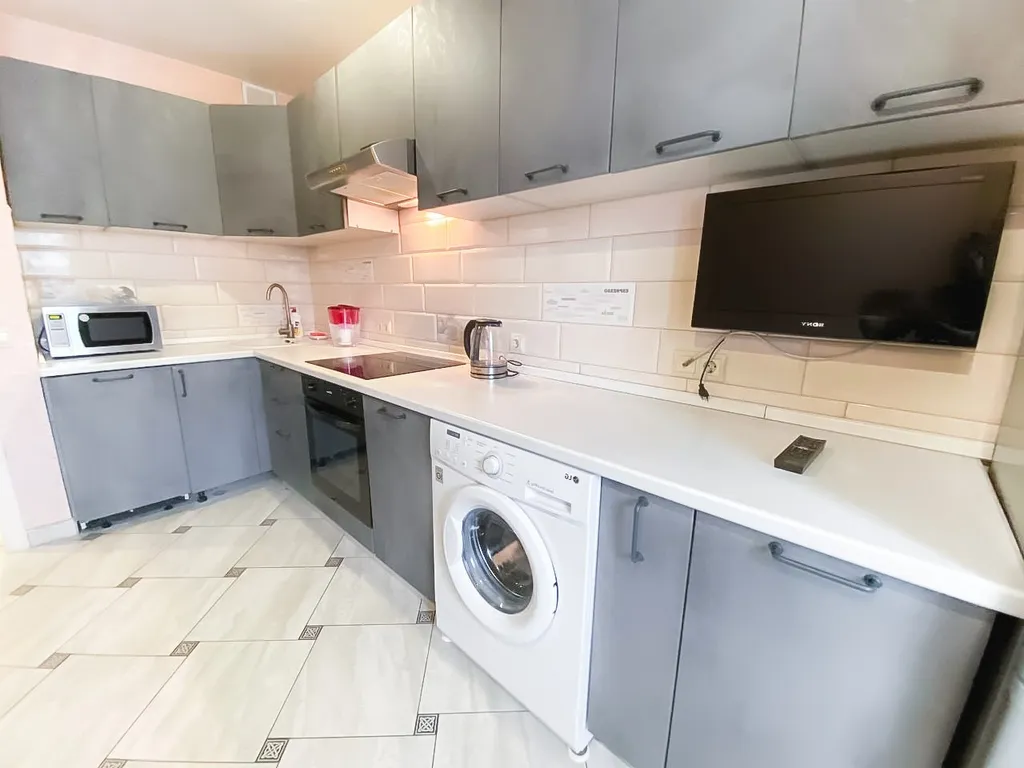 Квартира Чистая и уютная квартира возле Шереметьево — Лобня