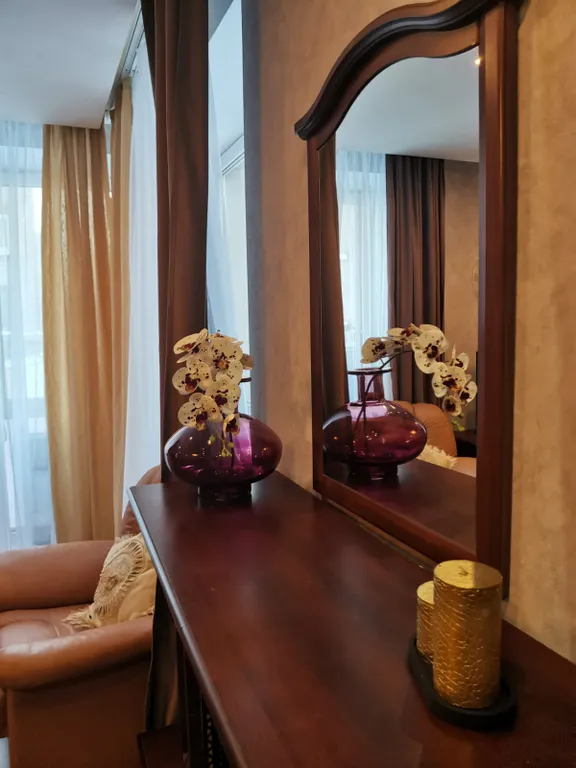 Большая двухкомнатная рядом с Гринвичем