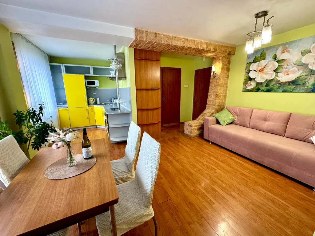 Уютная, тихая, атмосферная квартира с видом на Енисей — аренда посуточно в Красноярск