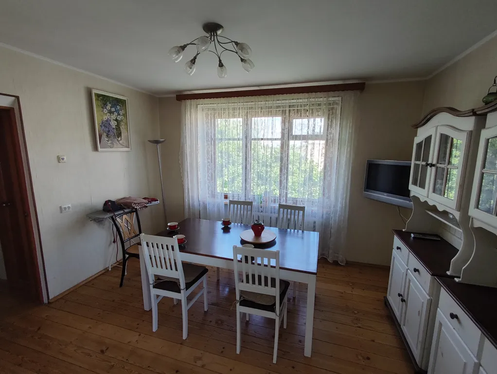 Апартаменты с видом на церковь и парк