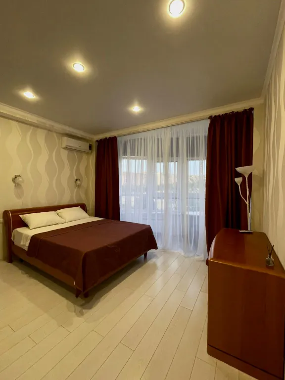 2 комнатная Квартира в ЖК Черноморский 1