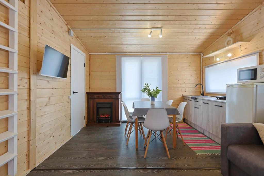 Уютный дом с сауной зоной барбекю и своей парковкой в черте города