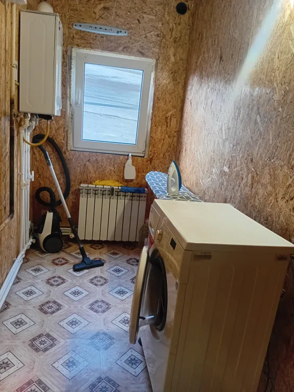 в ПУГАЧЕВЕ .Уютный частный дом с парковкой, тихий район