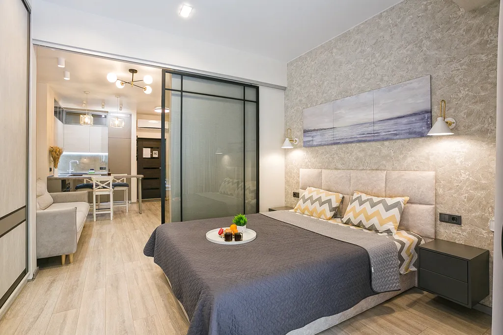 Современная квартира с террасой в приморском парке — аренда посуточно в Ялта