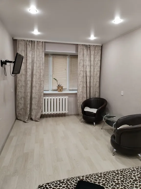 Уютная квартира в индустриальном районе — аренда посуточно в Пермь