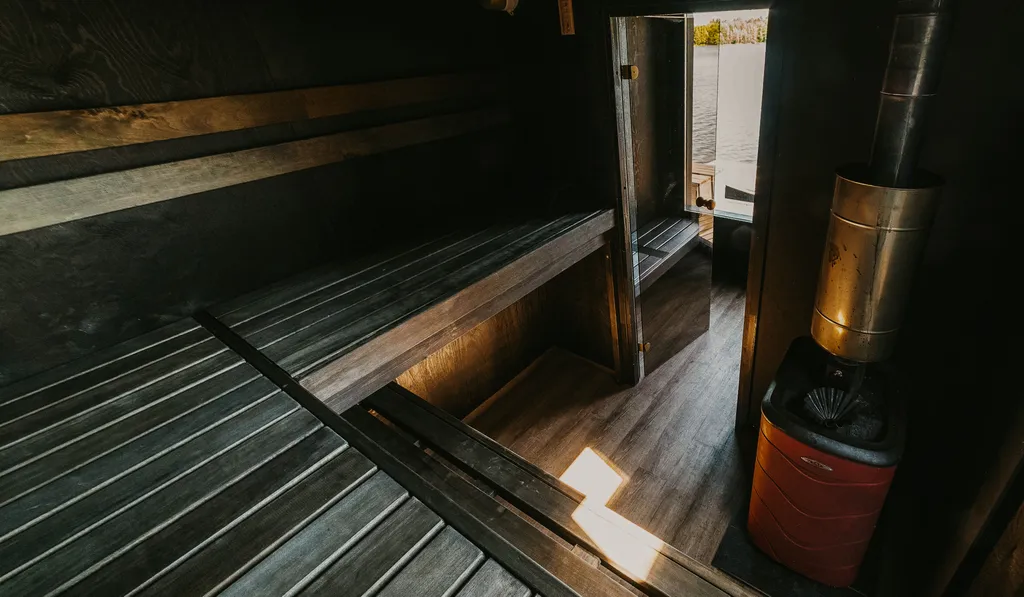 Плавучий дом Карп