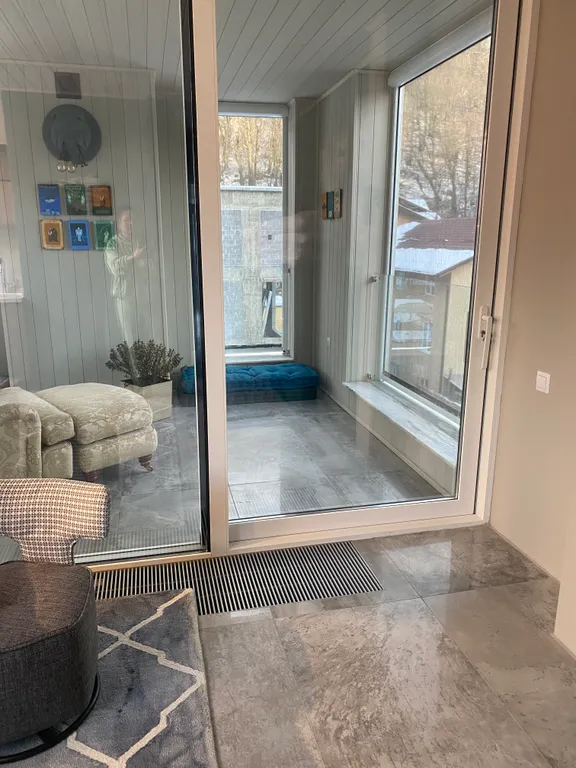 Светелка в доме Куб в кубе с видом на горы