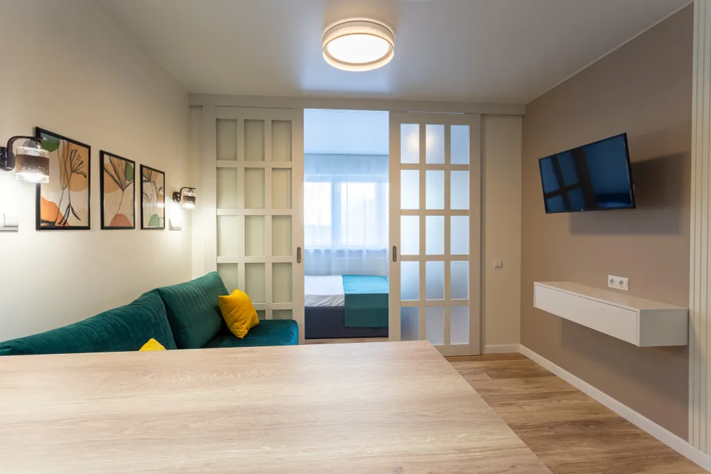 Квартира Квартира Современная и яркая студия Морент в ЖК Фрукты — Сириус