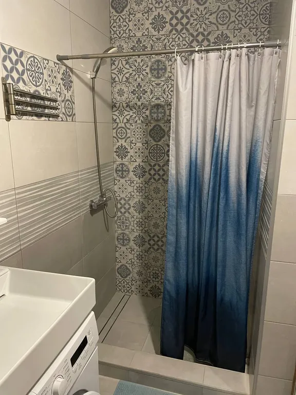 4-комнатный Дом