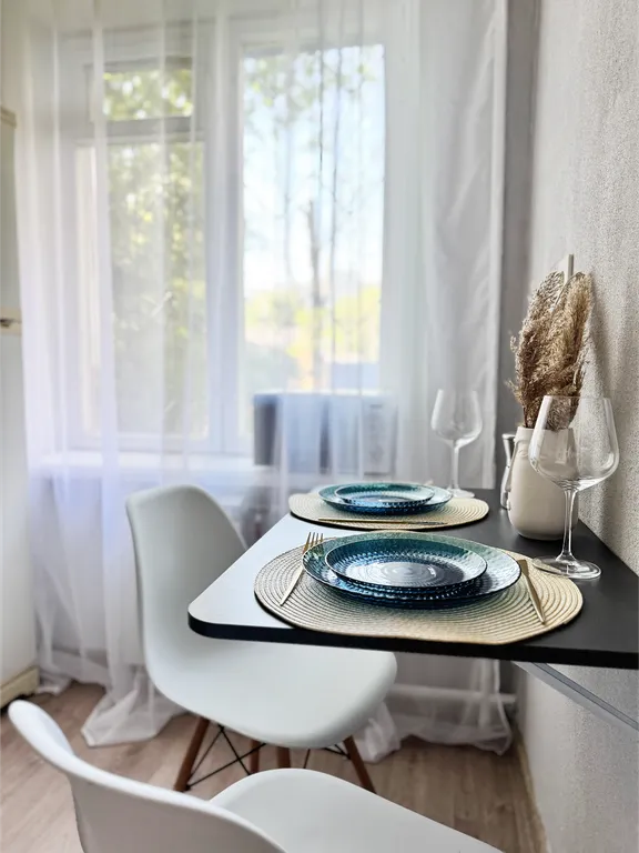 Квартира Светлая квартира в центре, 8 минут до метро и 9 до зоопарка — Москва