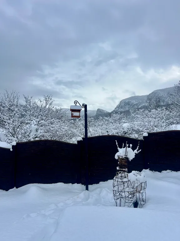 Коттедж Уютный дом с видом на горы — Соколиное