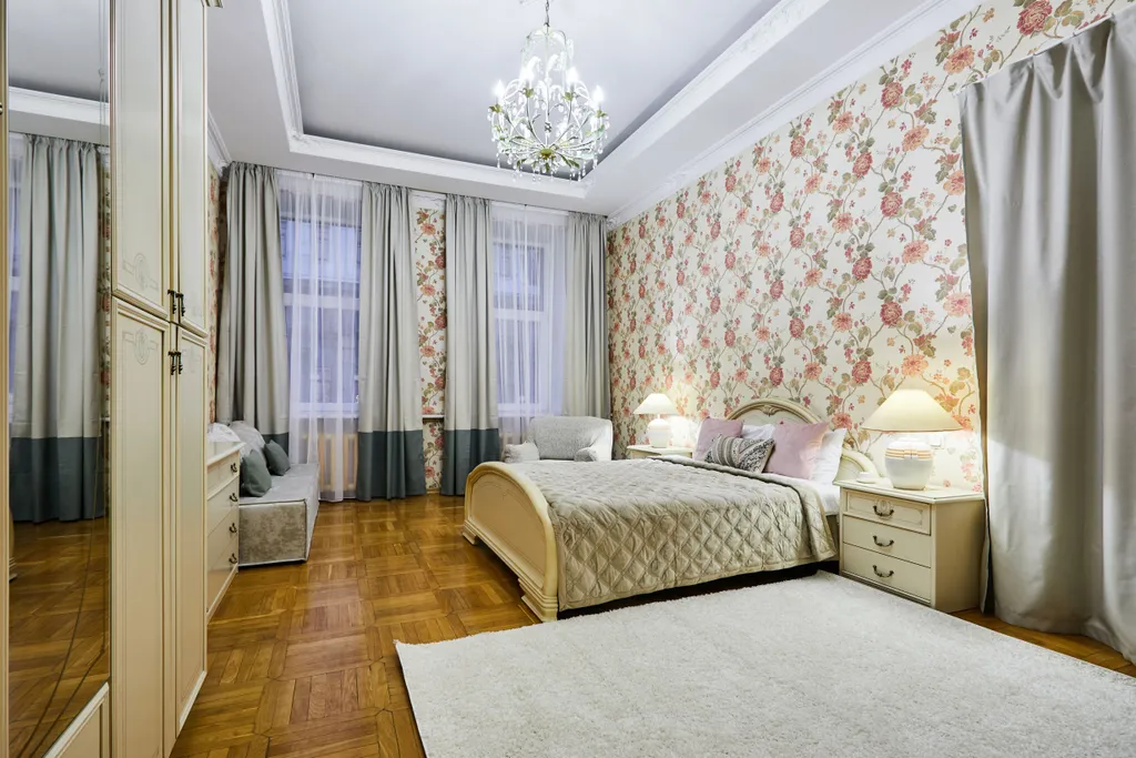 3 спальни, балкон, красивый дом