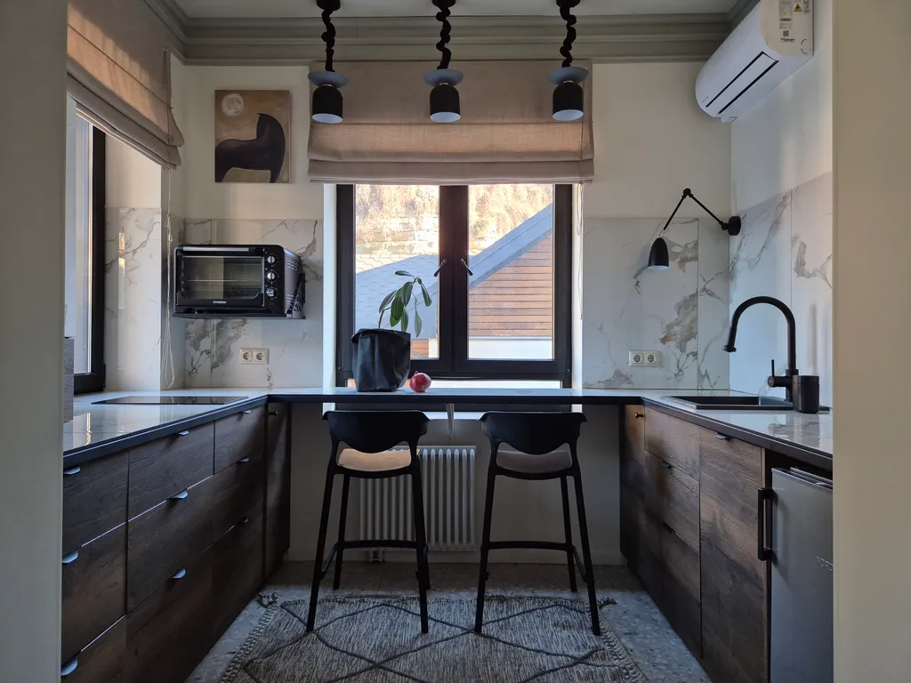 Дом в Кисловодске с авторскими интерьерами на стыке курорта и природы