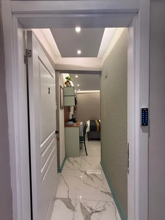 Компактная и чистая студия рядом со станцией метро Таксим