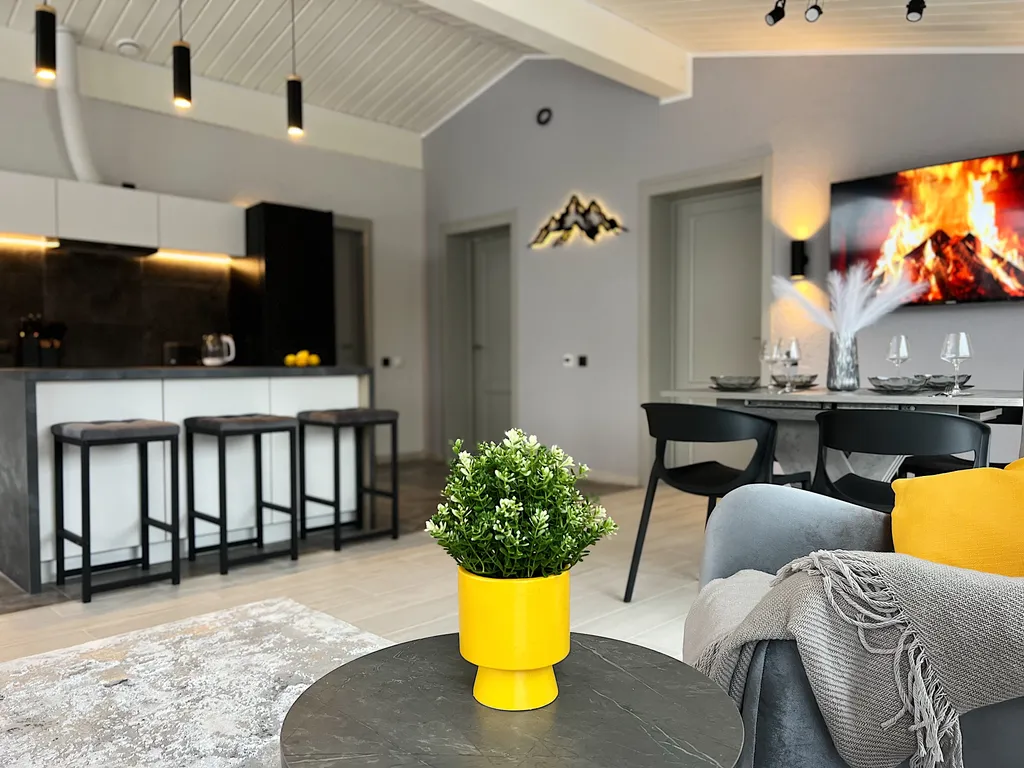 Стильный новый и просторный дом у горнолыжного курорта