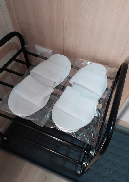 Студия у памятника Лермонтову