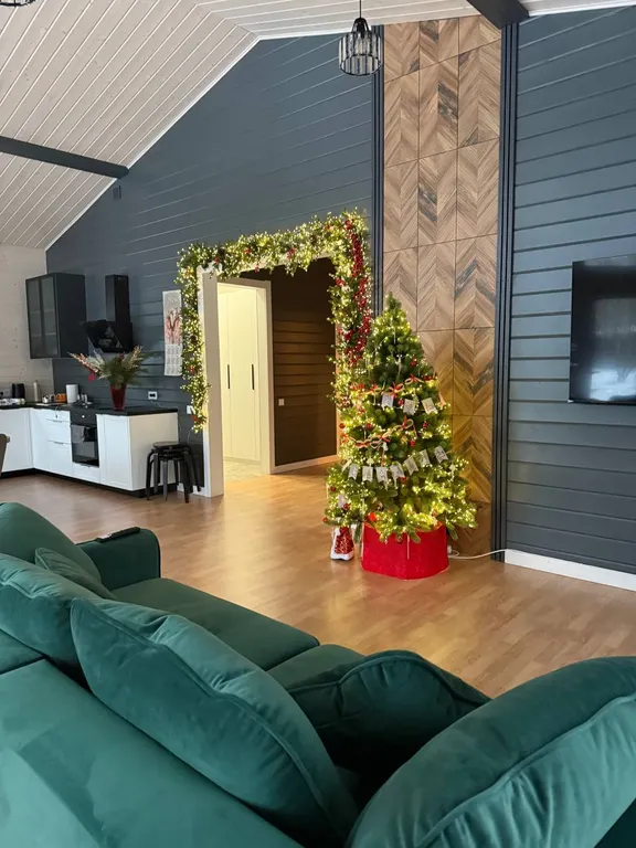 Коттедж Просторный дом в камерном поселке — аренда посуточно в Серпухов