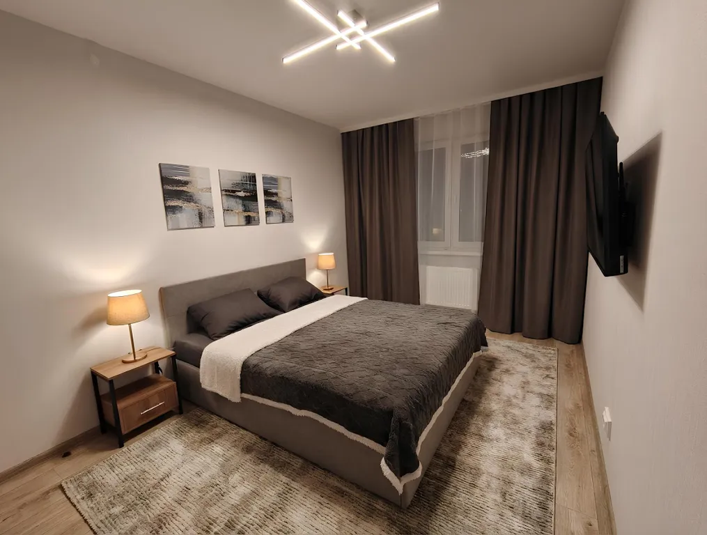 Новая квартира на Василия Черемисина, 5 (возле Паруса) — аренда посуточно в Шадринск