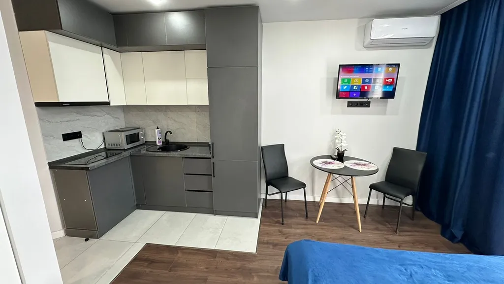 Уютная квартира студия рядом с ЖД Вокзалом Алматы-1