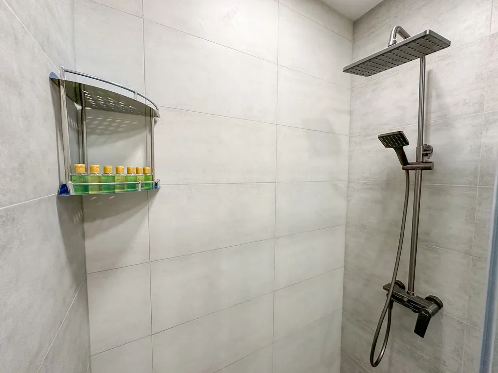 Three-room quiet corner