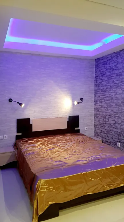 Студия с панорамным видом на город