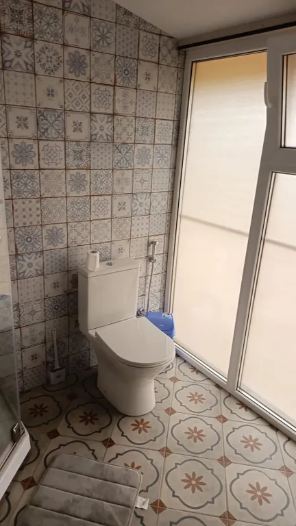 Апартамент 6