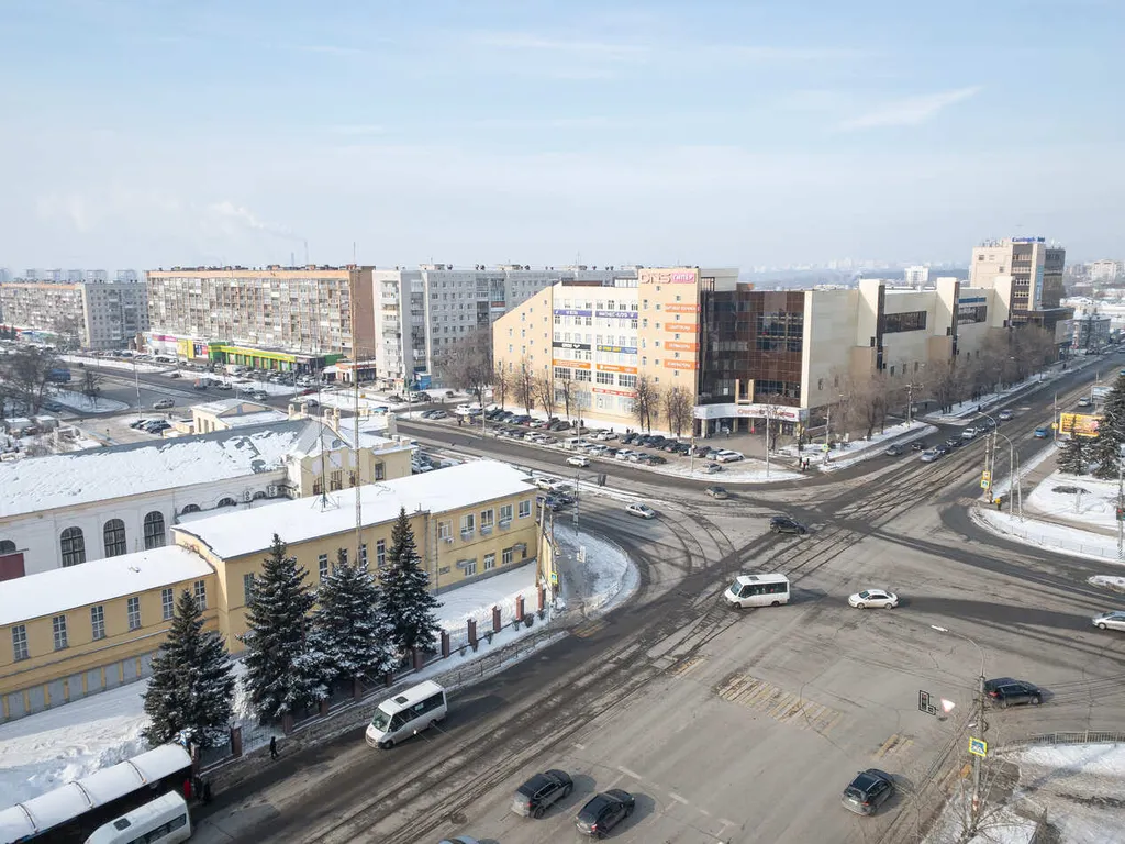 Студия с видом на Волгу