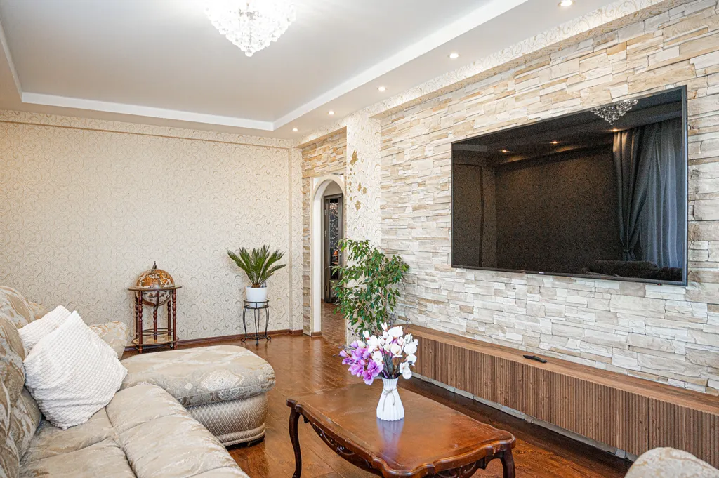 Квартира Трёхкомнатная 110-метровая квартира в современном районе Великого Новгорода — Великий Новгород