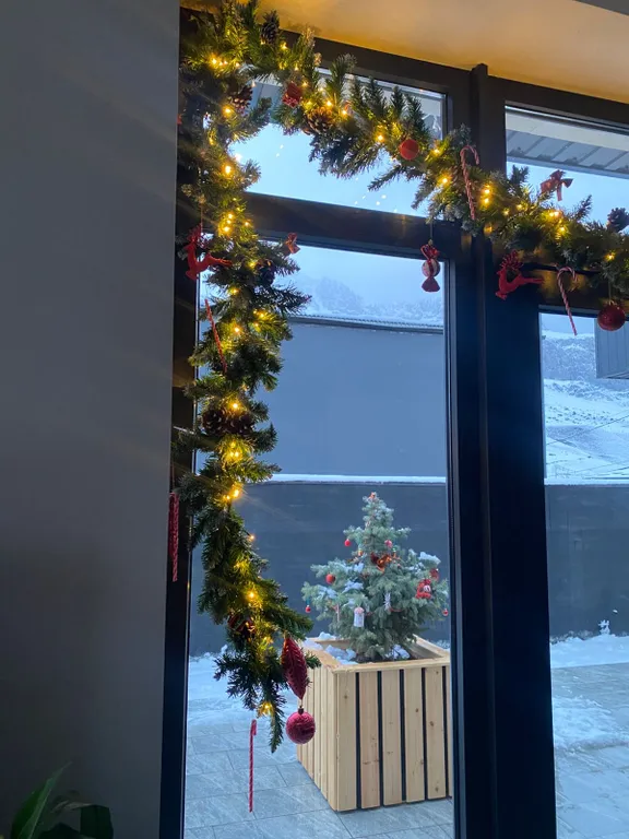 Уютный дом с видом на горы в Верхнем Фиагдоне