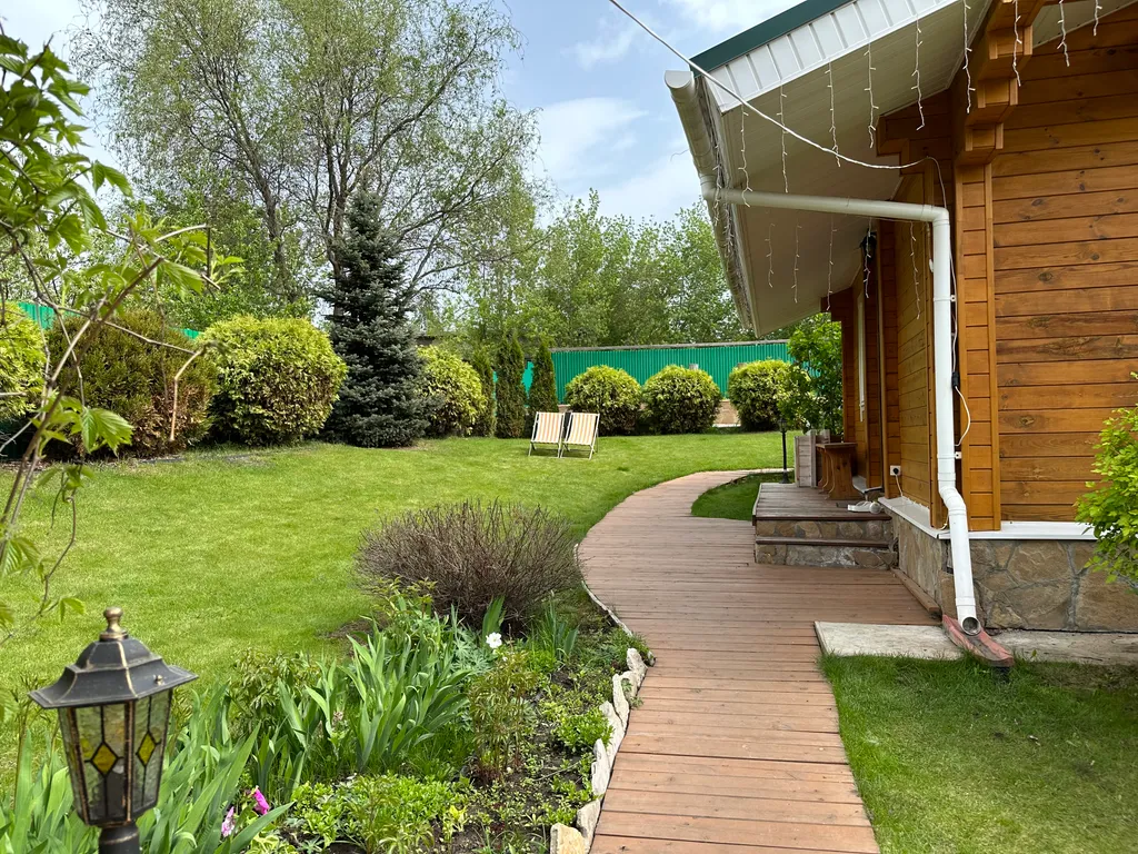 Деревянный домик с русской банькой в Большой Царевщине