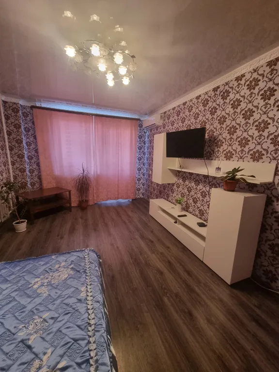 Чистая, просторная, тёплая, уютная квартира