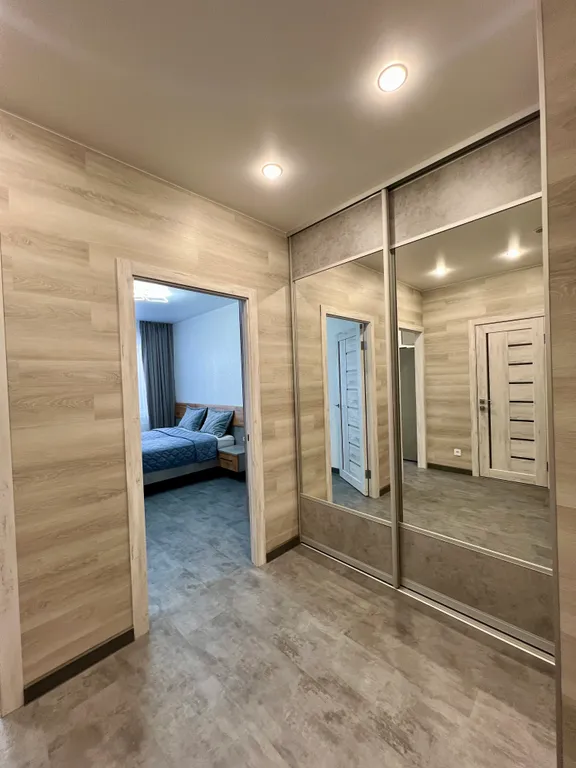 Уютная квартира Аэропорт Толмачево 5 минут(спальня+кухня-гостинная)