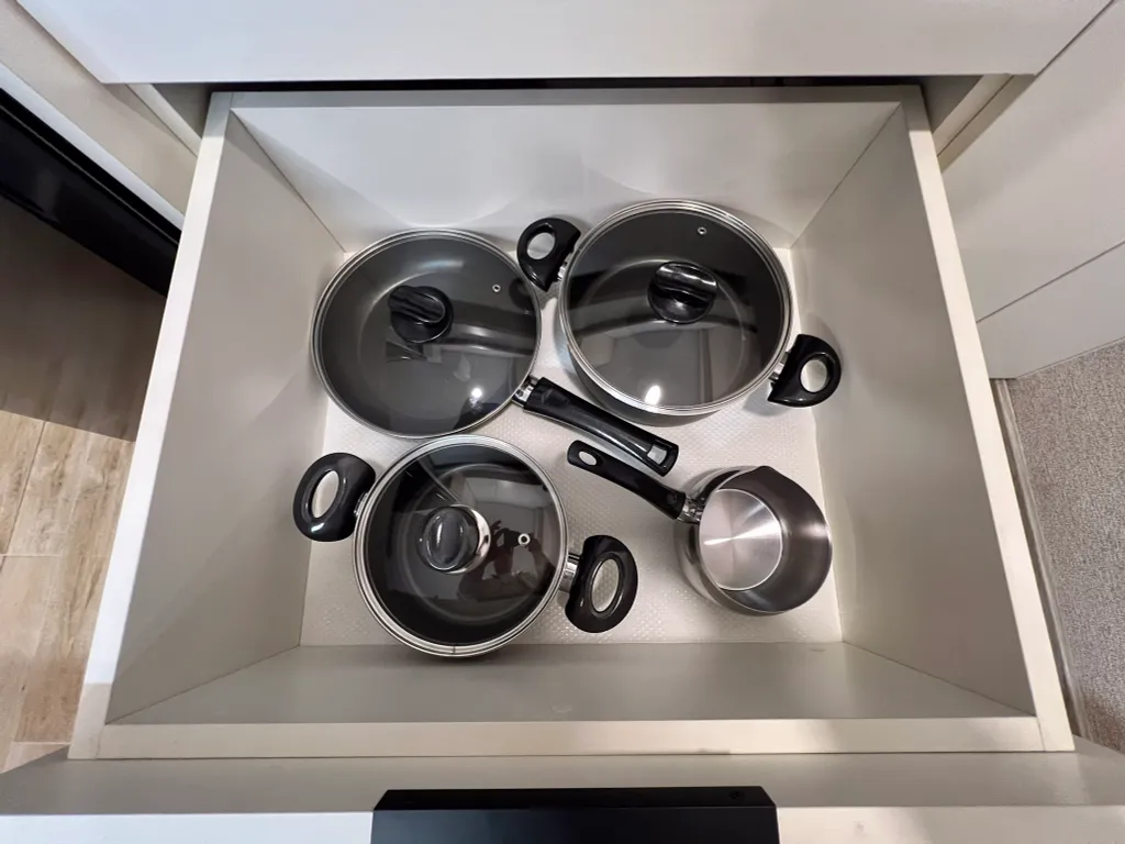 Квартира Апартаменты Deluxe на берегу моря, La Quinta by Wyndham — Батуми